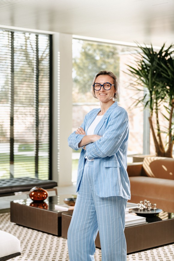 Portret van Ann Roosen, medewerker van Lato Notarissen