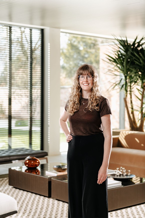 Portret van Nele Van Steerteghem, medewerker van Lato Notarissen